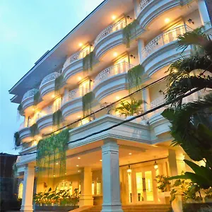 amalfi-hotel-seminyak.hotelsseminyak.net/
